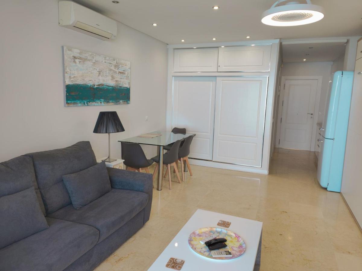 Santa-Clara-Blue Horizon Front Line Apartment By Namaste Elite Торремолінос Екстер'єр фото