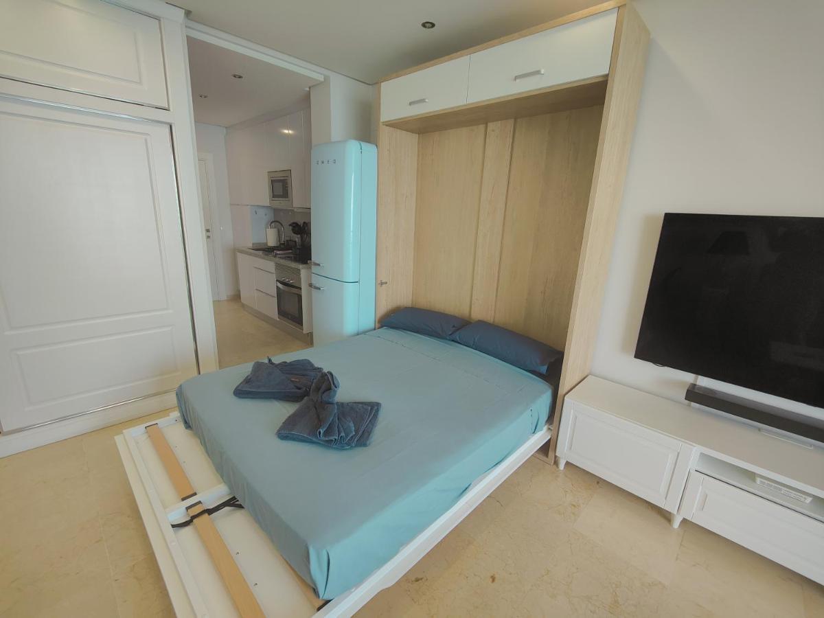 Santa-Clara-Blue Horizon Front Line Apartment By Namaste Elite Торремолінос Екстер'єр фото