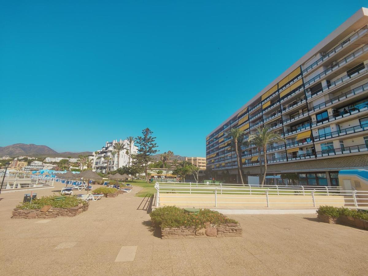 Santa-Clara-Blue Horizon Front Line Apartment By Namaste Elite Торремолінос Екстер'єр фото